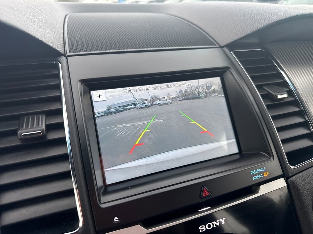 Used 2018 Ford Taurus SHO image 35