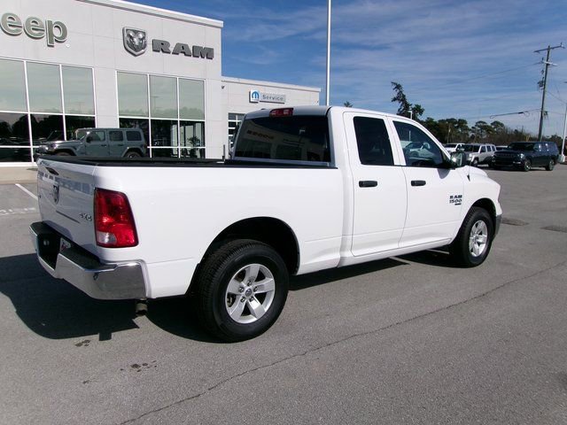 Used 2024 RAM 1500 Classic SLT image 4