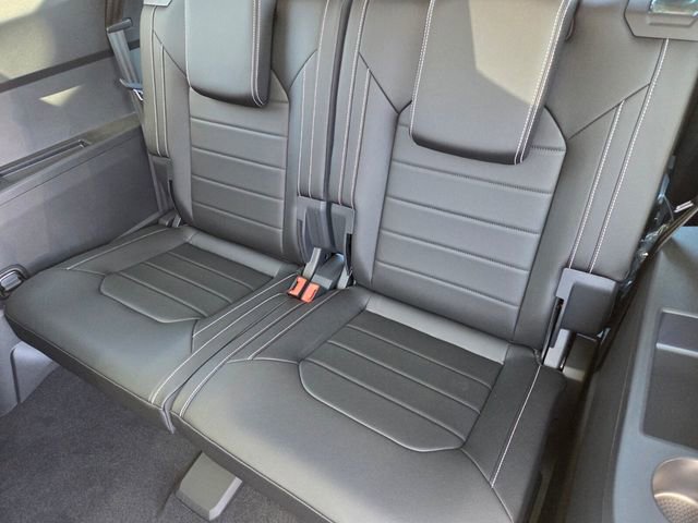 New 2025 Volkswagen Atlas SEL AWD/4WD image 8