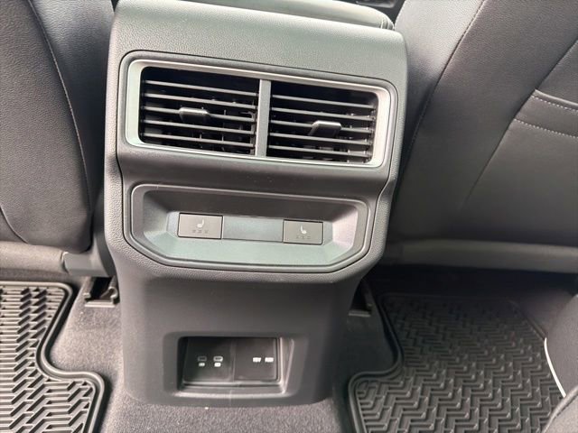 New 2026 Volkswagen Atlas Cross Sport SEL Premium R-Line image 21