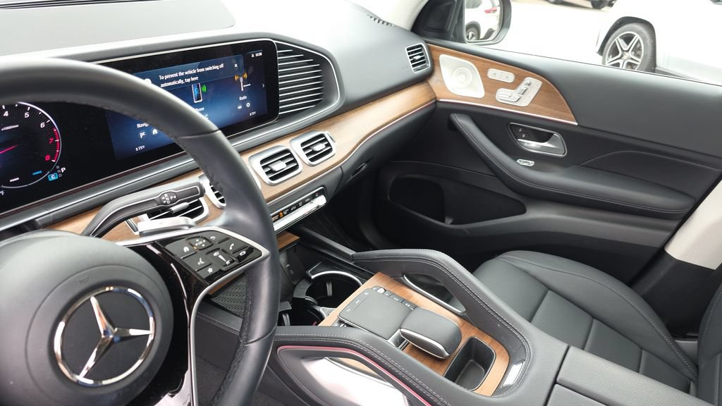 Certified 2025 Mercedes-Benz GLE 350 4MATIC image 21