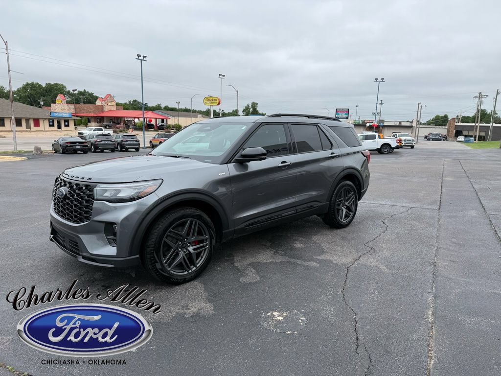 Used 2025 Ford Explorer ST-Line w/ Premium Package AWD/4WD image 7