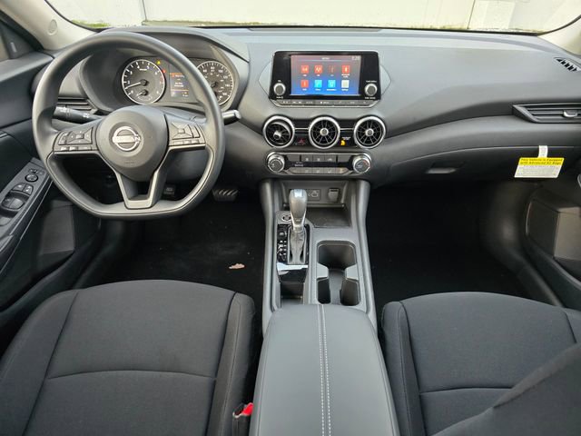 Used 2025 Nissan Sentra S image 18