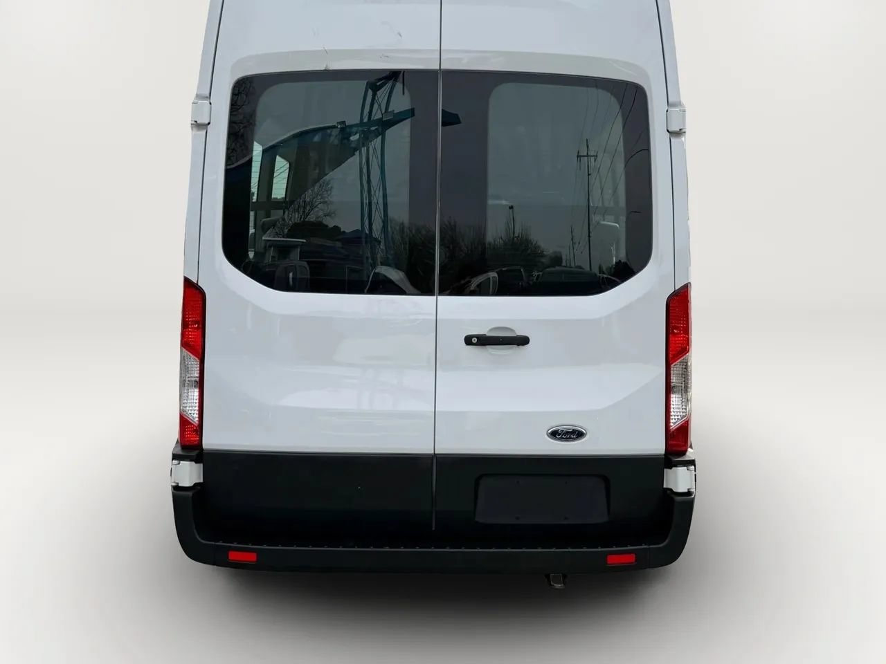 Used 2022 Ford Transit 350 XL RWD image 4