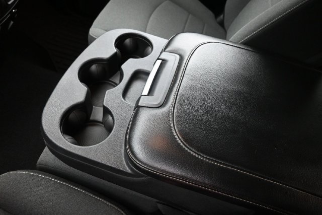 Used 2022 RAM 1500 Warlock AWD/4WD image 23