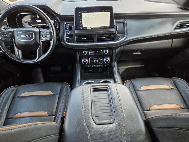 Used 2023 GMC Yukon AT4 w/ AT4 Premium Package AWD/4WD image 12