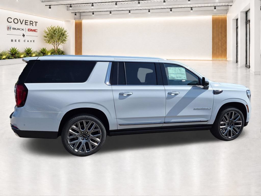 New 2026 GMC Yukon XL Denali Ultimate w/ LPO, Floor Liner Package AWD/4WD image 12