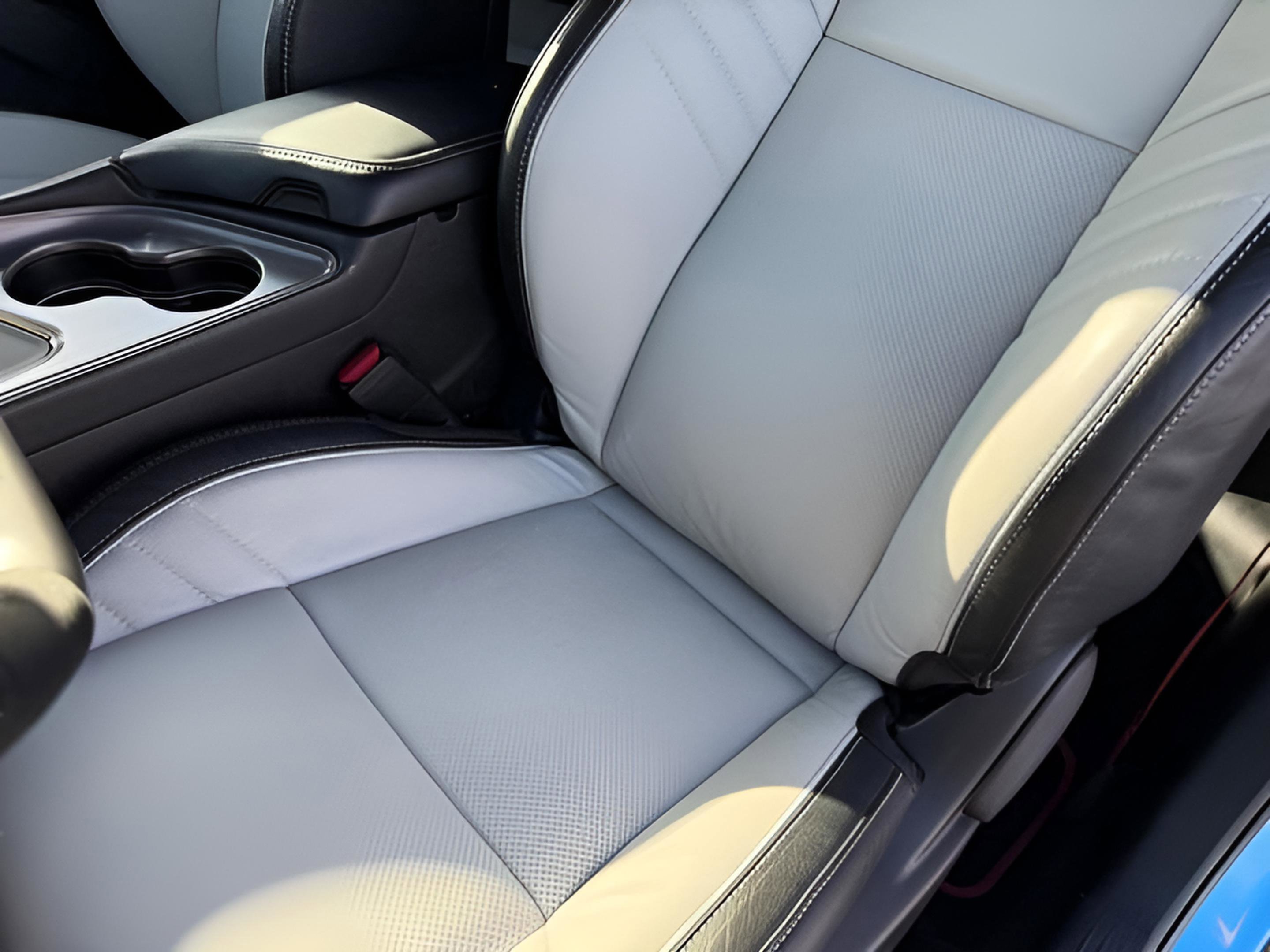 Used 2023 Dodge Challenger SRT Hellcat RWD image 28