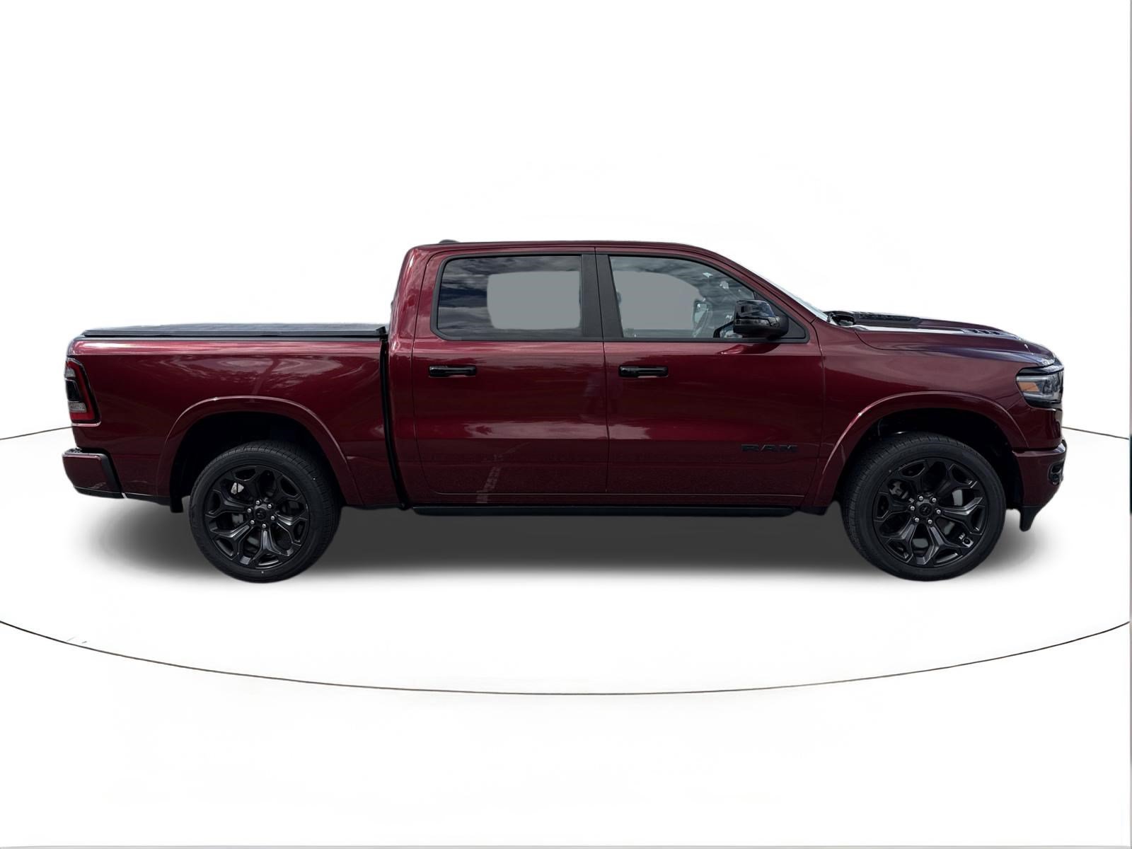 Used 2024 RAM 1500 Limited AWD/4WD image 2