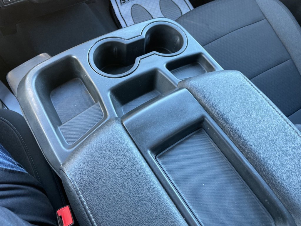 Used 2022 Chevrolet Silverado 2500 LT w/ Convenience Package image 9