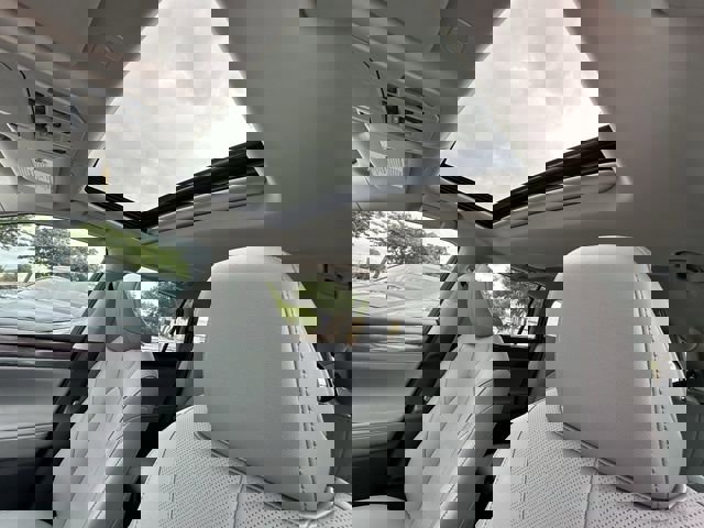 New 2026 Toyota Highlander Limited image 23