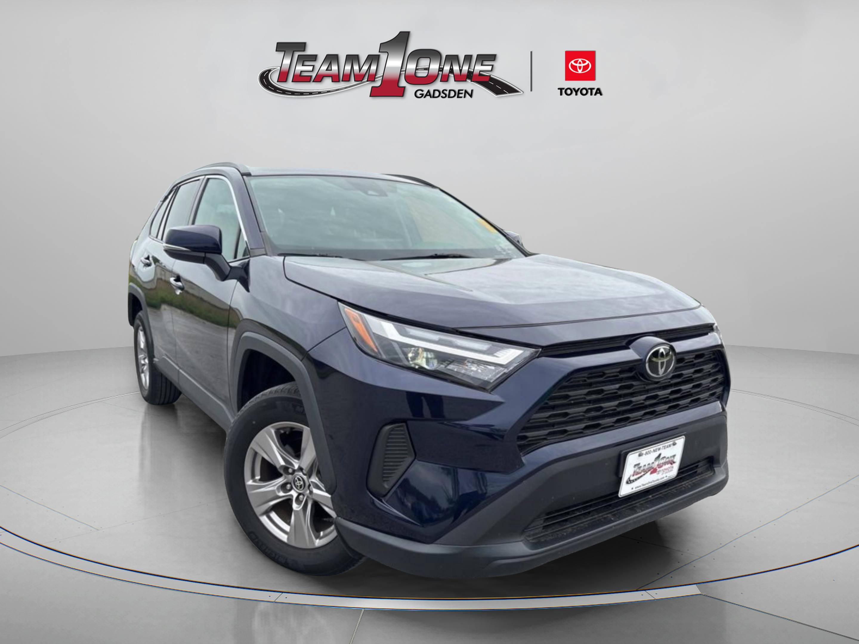 Certified 2022 Toyota RAV4 XLE FWD image 1