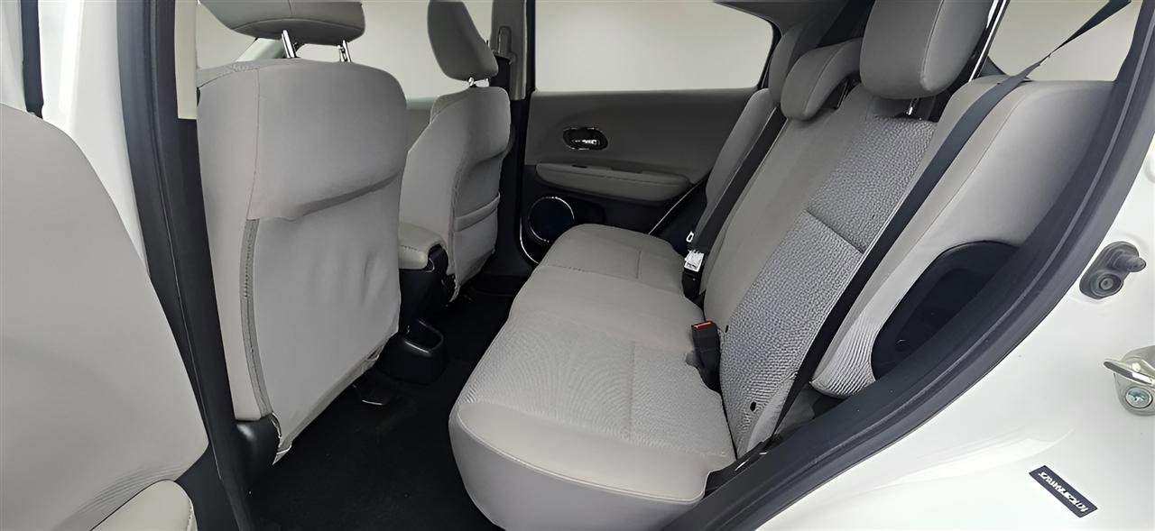 Used 2018 Honda HR-V EX image 21