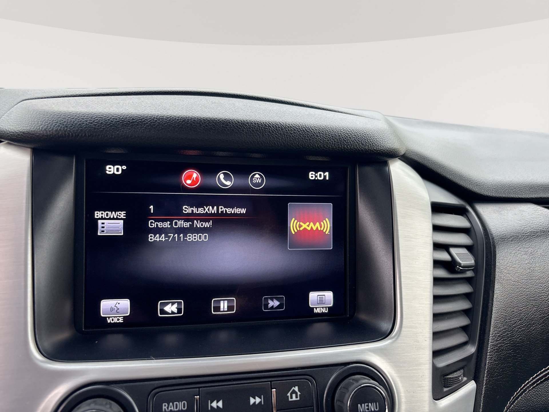 Used 2015 GMC Yukon SLT w/ Open Road Package AWD/4WD image 12