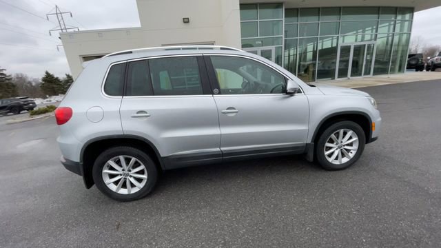 Used 2017 Volkswagen Tiguan Wolfsburg Edition image 10