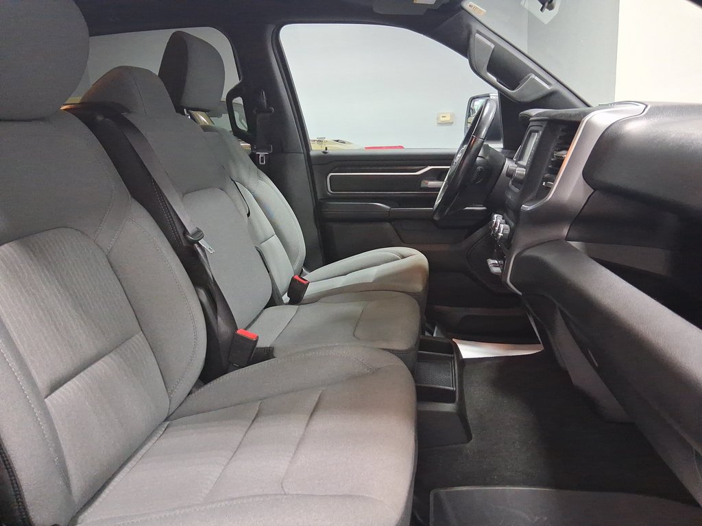 Used 2023 RAM 1500 Big Horn AWD/4WD image 30