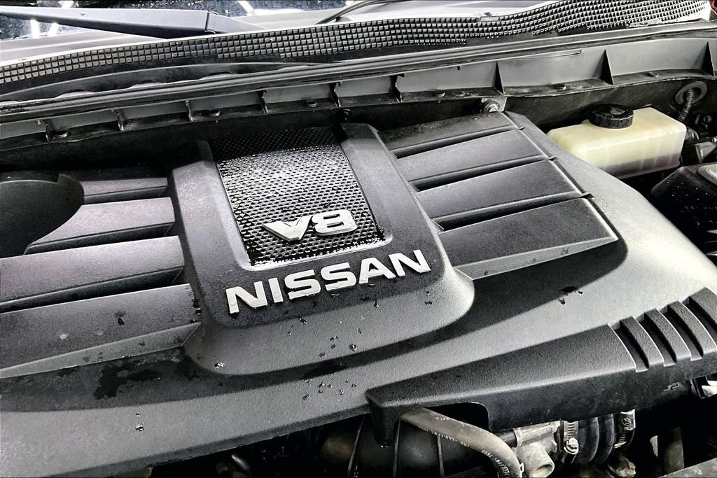Used 2018 Nissan Titan PRO-4X w/ Pro-4x Convenience Package image 32