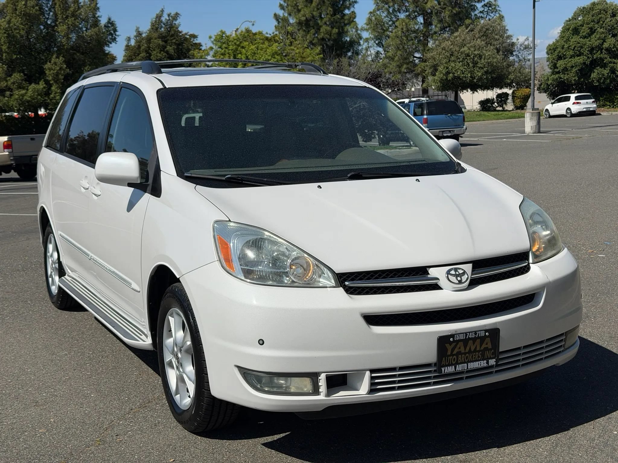 Used 2005 Toyota Sienna XLE Limited w/ XLE Limited Pkg 2 AWD/4WD image 8