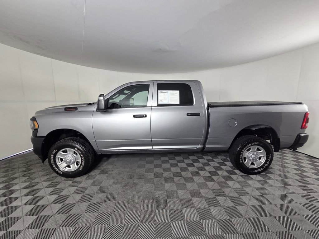 Certified 2024 RAM 2500 Tradesman w/ Safety Group AWD/4WD image 9