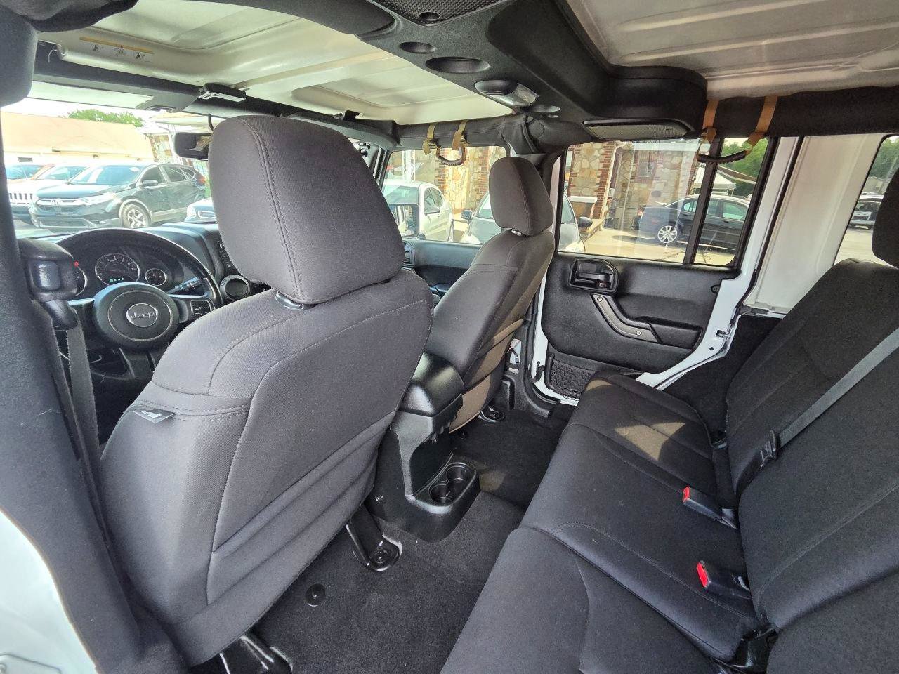 Used 2018 Jeep Wrangler Unlimited Sport S AWD/4WD image 14