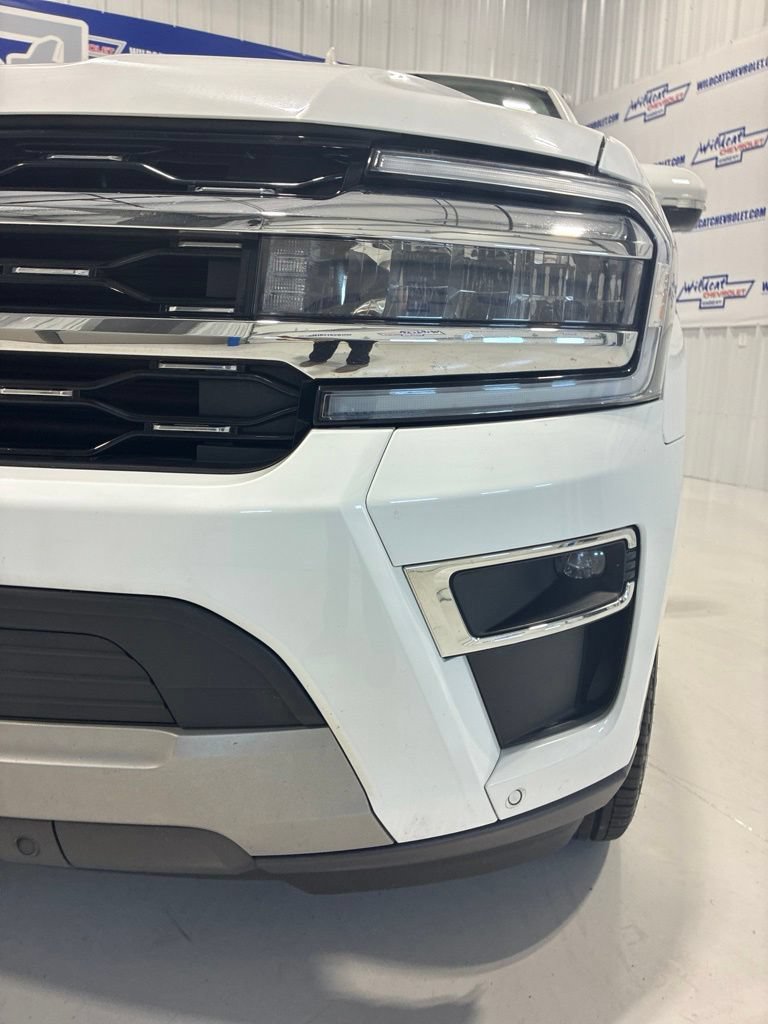 Used 2024 Ford Expedition Limited AWD/4WD image 11