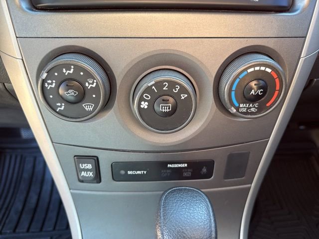 Used 2013 Toyota Corolla S image 25