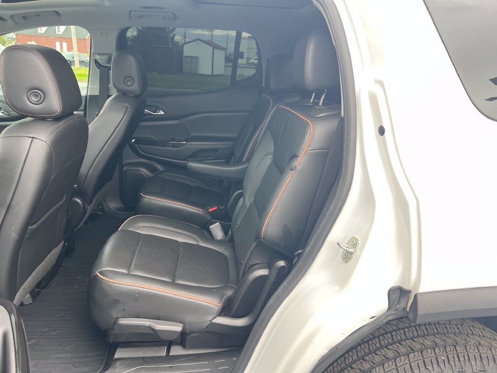 Used 2021 GMC Acadia AT4 w/ Technology Package AWD/4WD image 22
