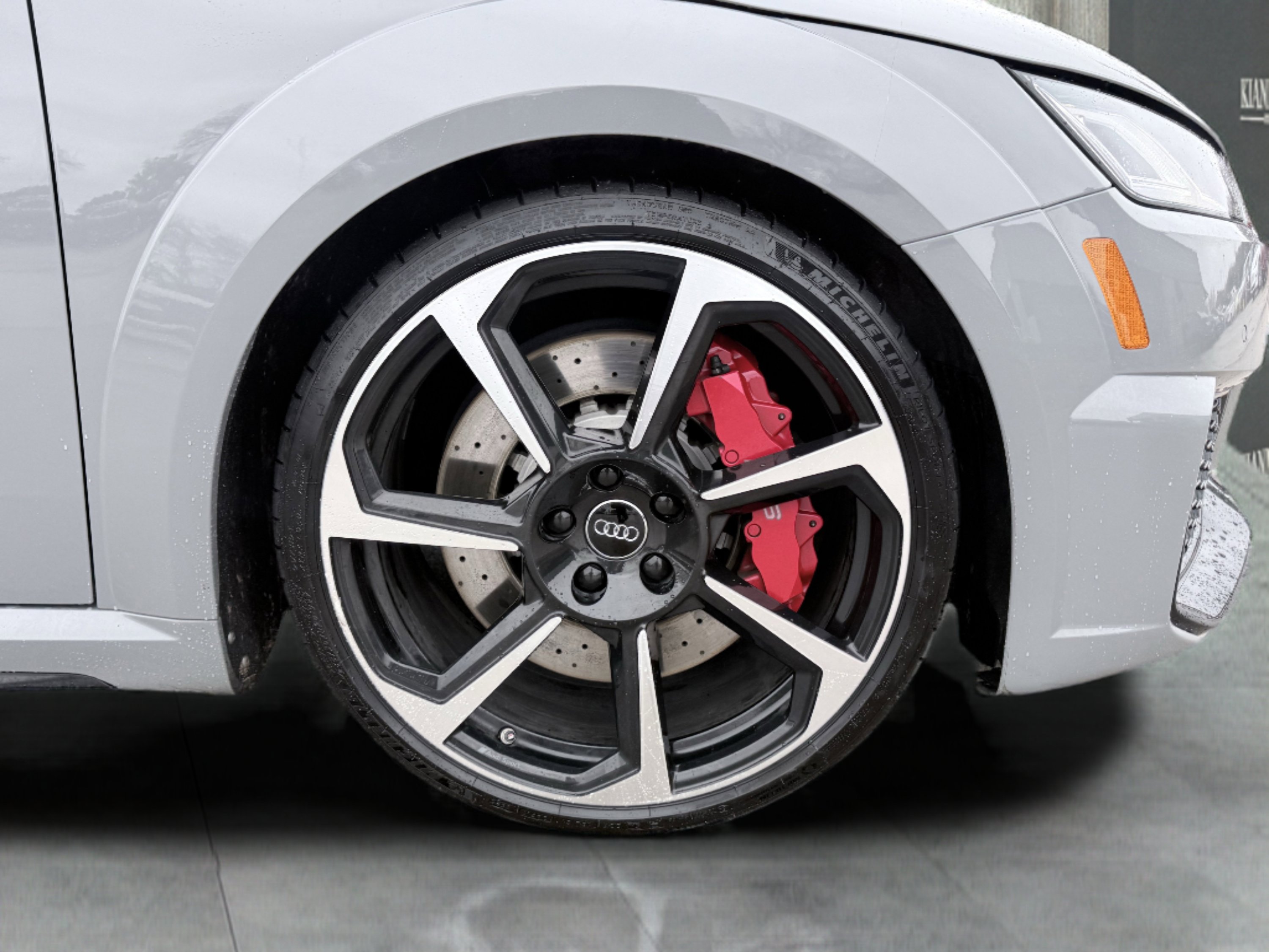 Used 2019 Audi TT RS 2.5T image 14