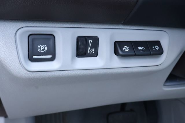 Certified 2022 GMC Acadia SLT w/ Technology Package image 25