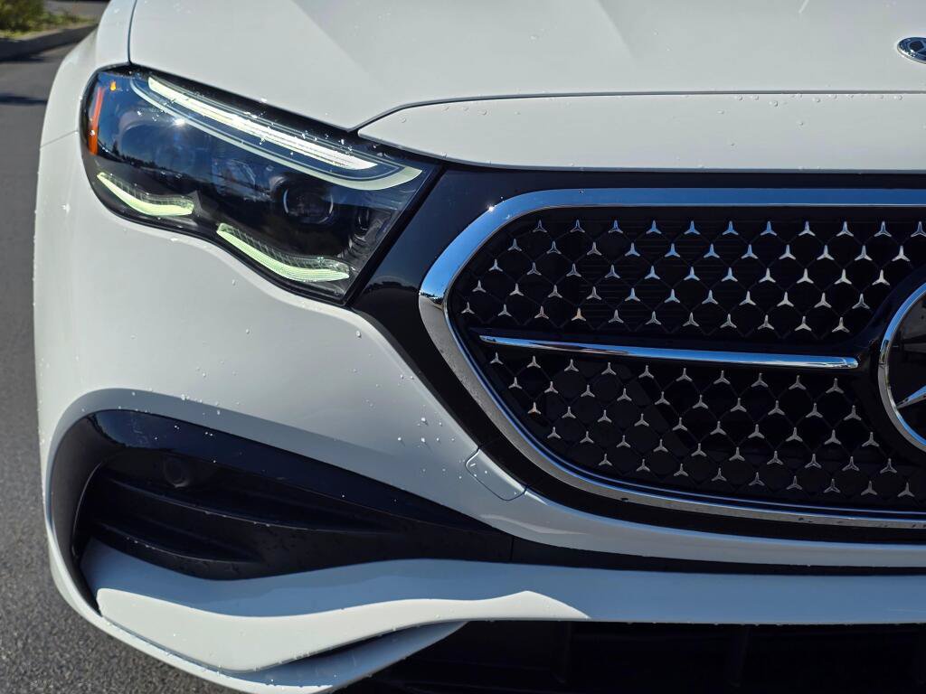 New 2026 Mercedes-Benz E 350 4MATIC Sedan image 29