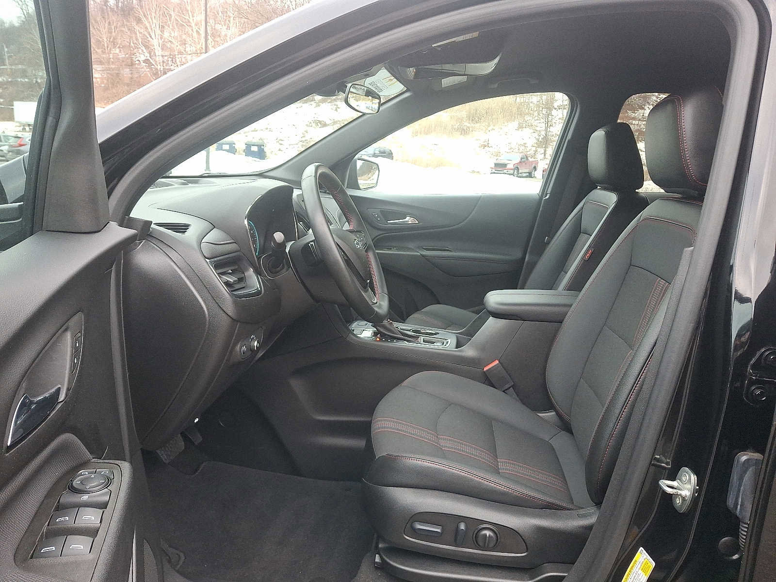 Used 2023 Chevrolet Equinox RS image 13