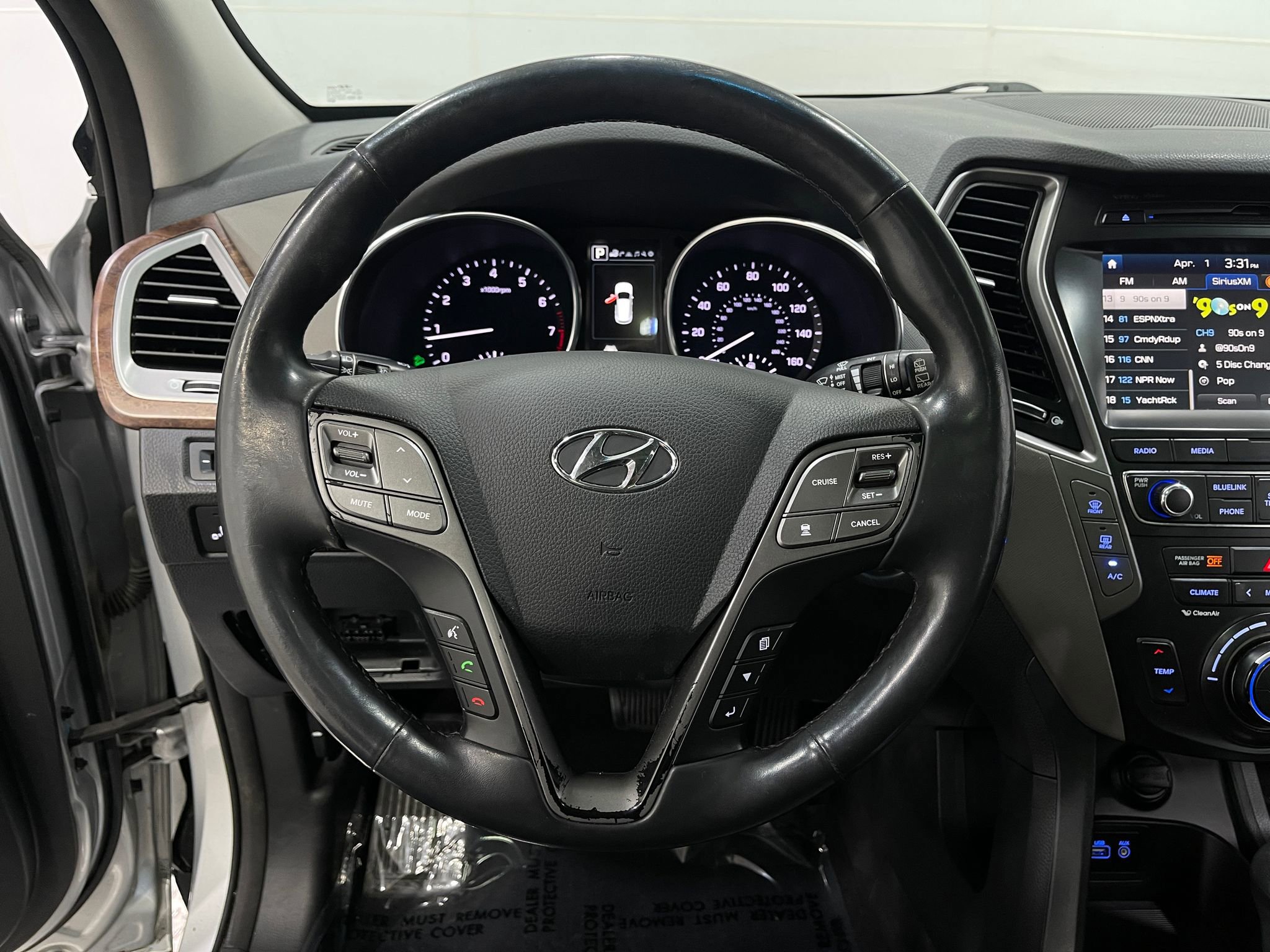 Used 2017 Hyundai Santa Fe FWD w/ SE Ultimate Tech Package 03 image 21