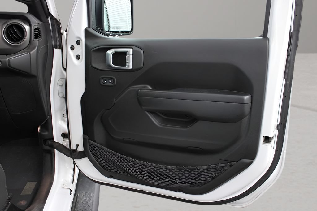 Used 2022 Jeep Wrangler Unlimited Sport AWD/4WD image 14