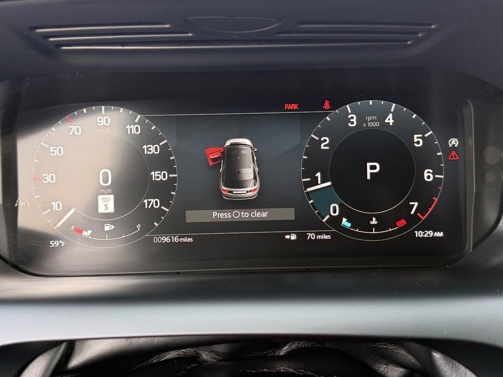 Used 2025 Land Rover Discovery Sport S image 22