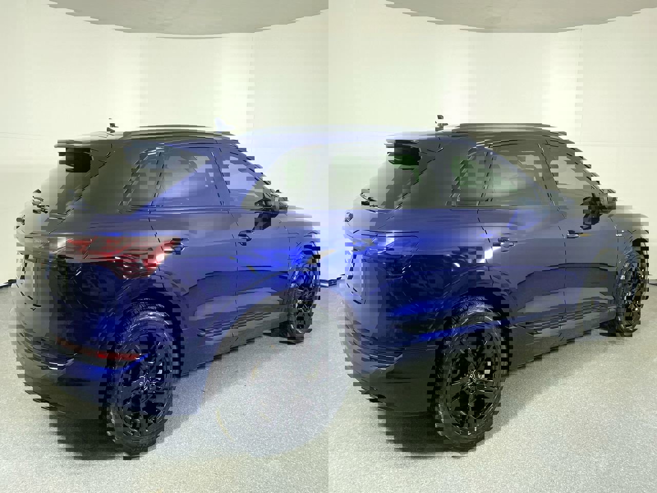 Certified 2021 Audi e-tron Premium w/ Convenience Plus Package image 37