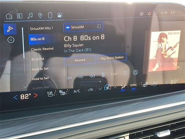 Used 2025 Chevrolet Suburban Premier image 15