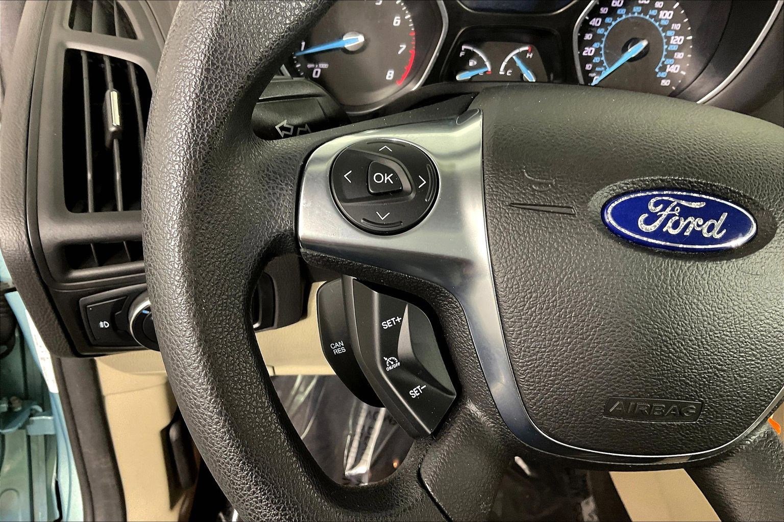 Used 2012 Ford Focus SE FWD image 11