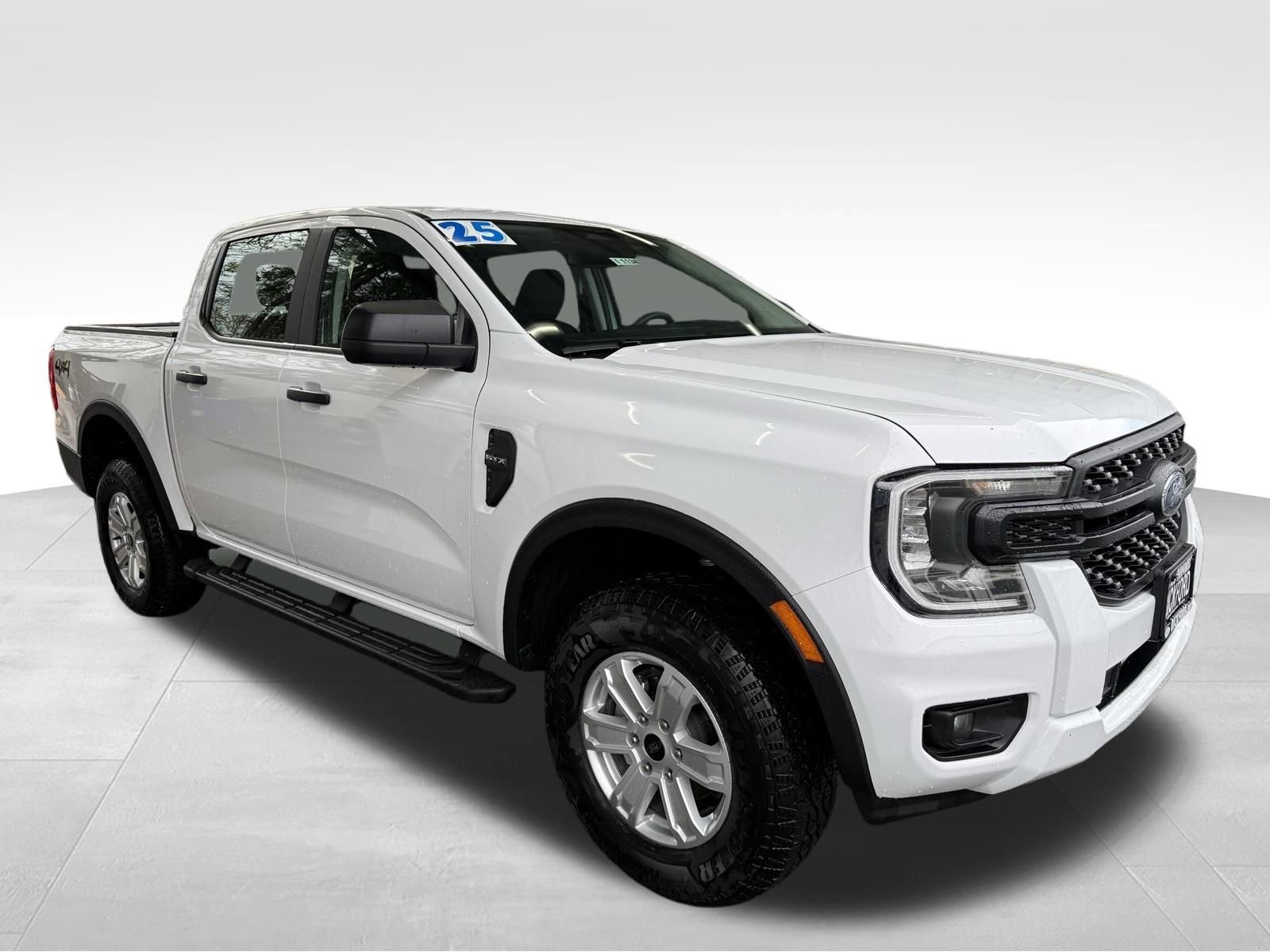 Used 2025 Ford Ranger XL w/ Trailer Tow Package image 3