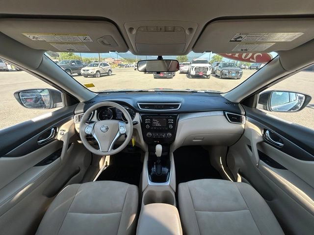 Used 2015 Nissan Rogue S AWD/4WD image 12