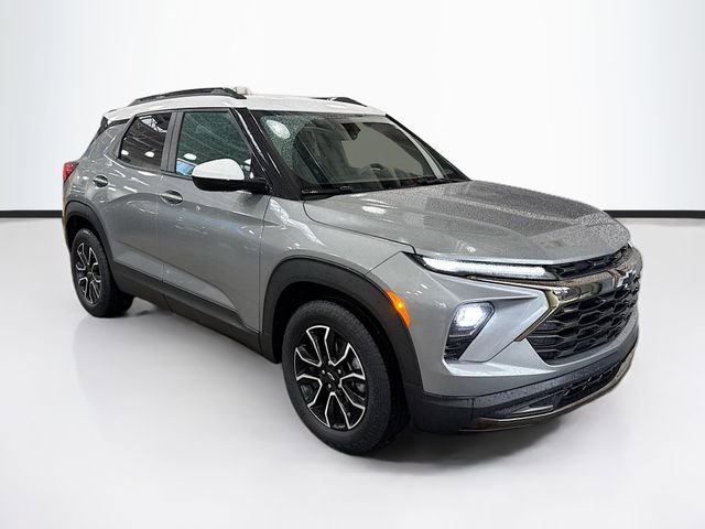 Used 2024 Chevrolet TrailBlazer ACTIV w/ Convenience Package image 3