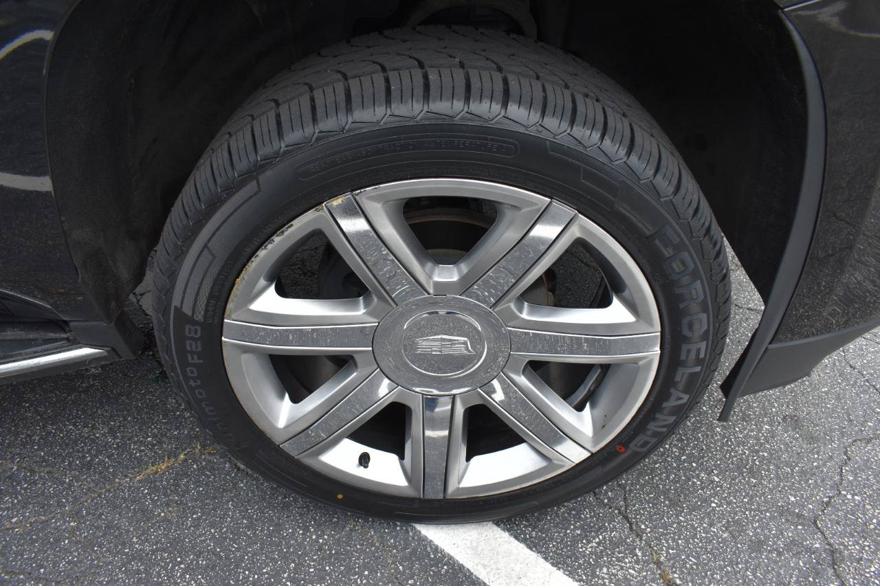 Used 2019 Cadillac Escalade Premium Luxury RWD image 36