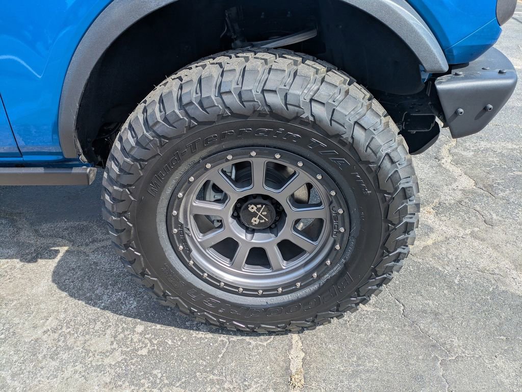 New 2025 Ford Bronco Badlands image 12