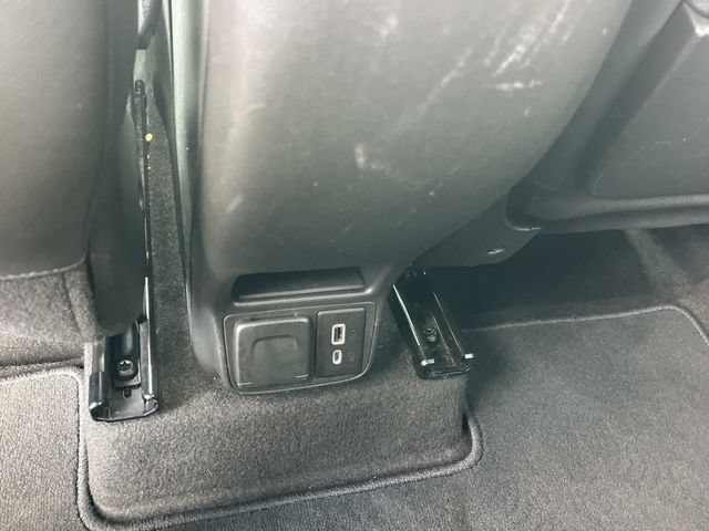 Used 2022 Chevrolet TrailBlazer RS w/ Technology Package FWD image 21