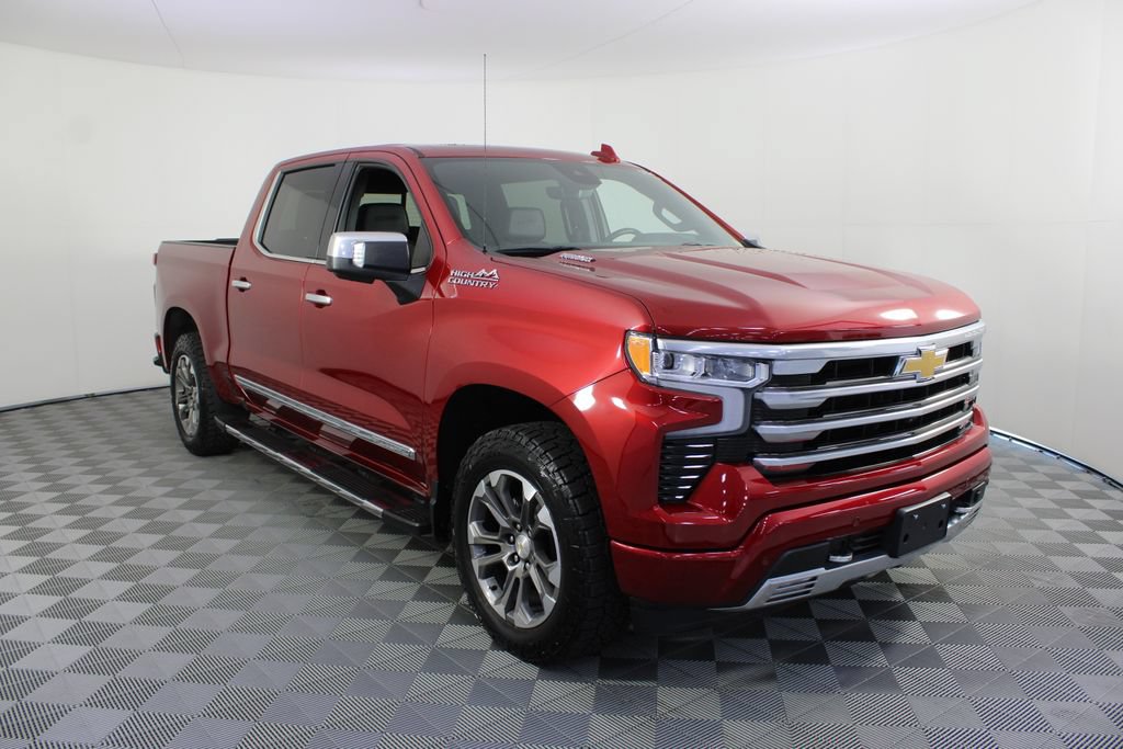 Used 2023 Chevrolet Silverado 1500 High Country w/ Technology Package AWD/4WD image 30