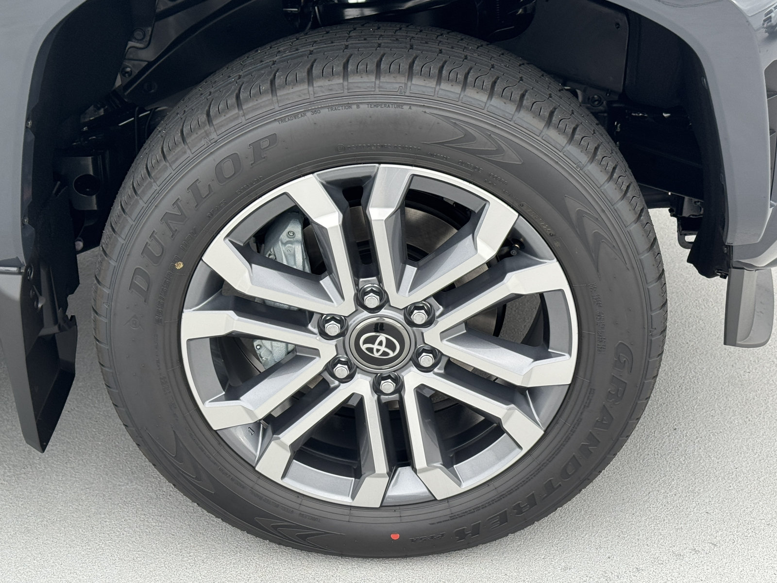 New 2026 Toyota 4Runner Limited AWD/4WD image 15
