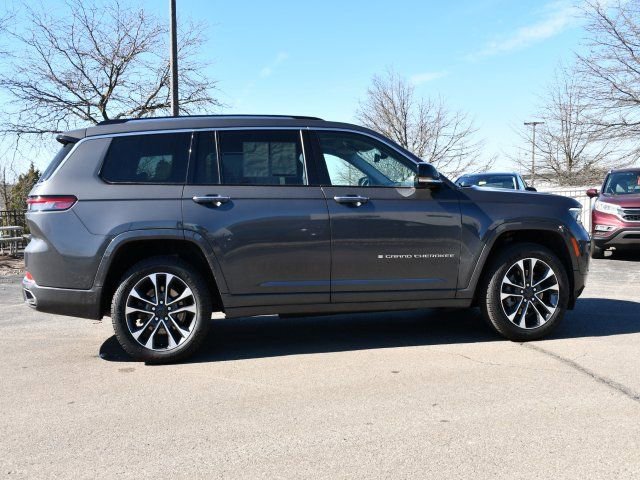 Used 2021 Jeep Grand Cherokee L Overland w/ Advanced Protech Group III image 8