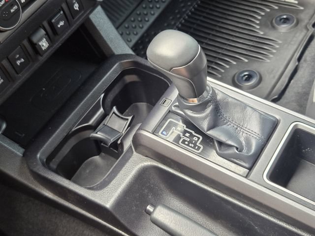 Certified 2023 Toyota Tacoma TRD Off-Road w/ Technology Package AWD/4WD image 19