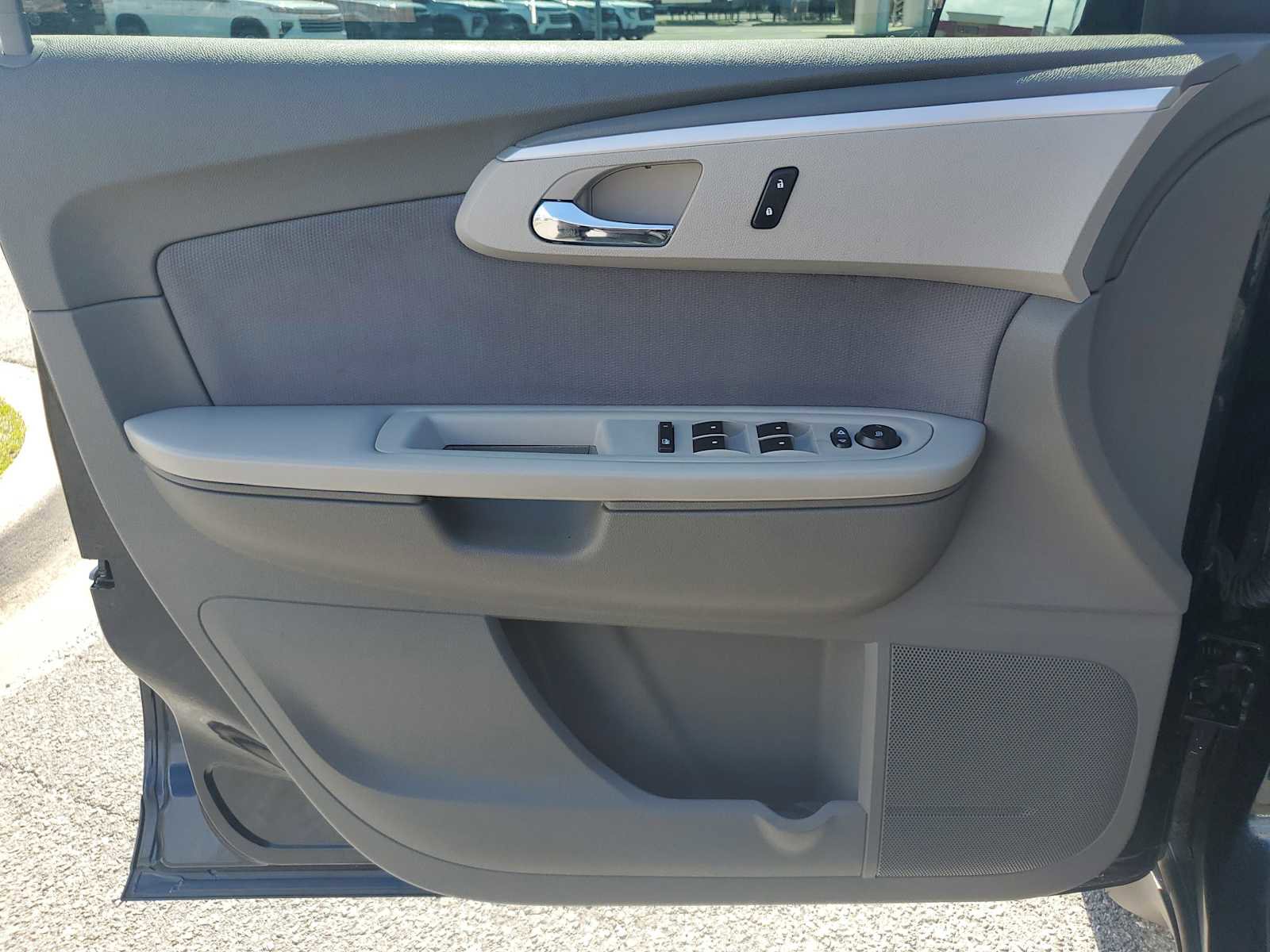 Used 2012 Chevrolet Traverse LS image 16