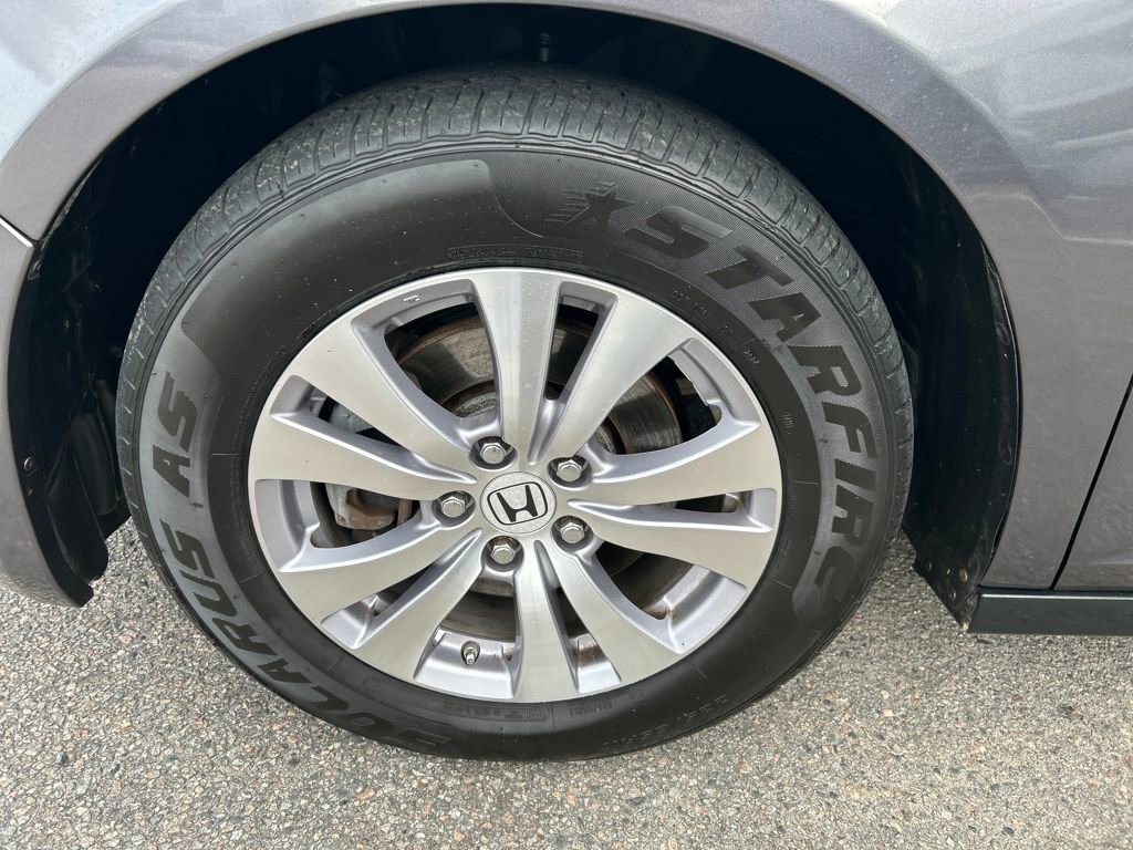 Used 2016 Honda Odyssey SE image 9