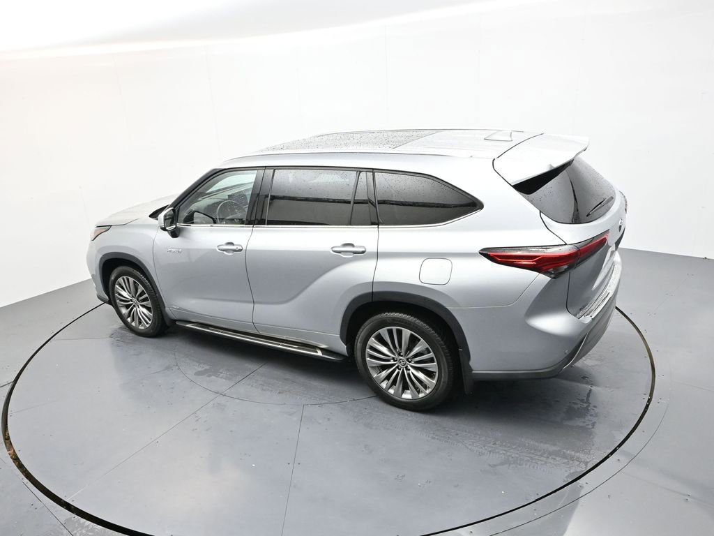 Used 2020 Toyota Highlander Platinum image 25